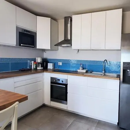 For 6 People Appartement Saint-Raphaël